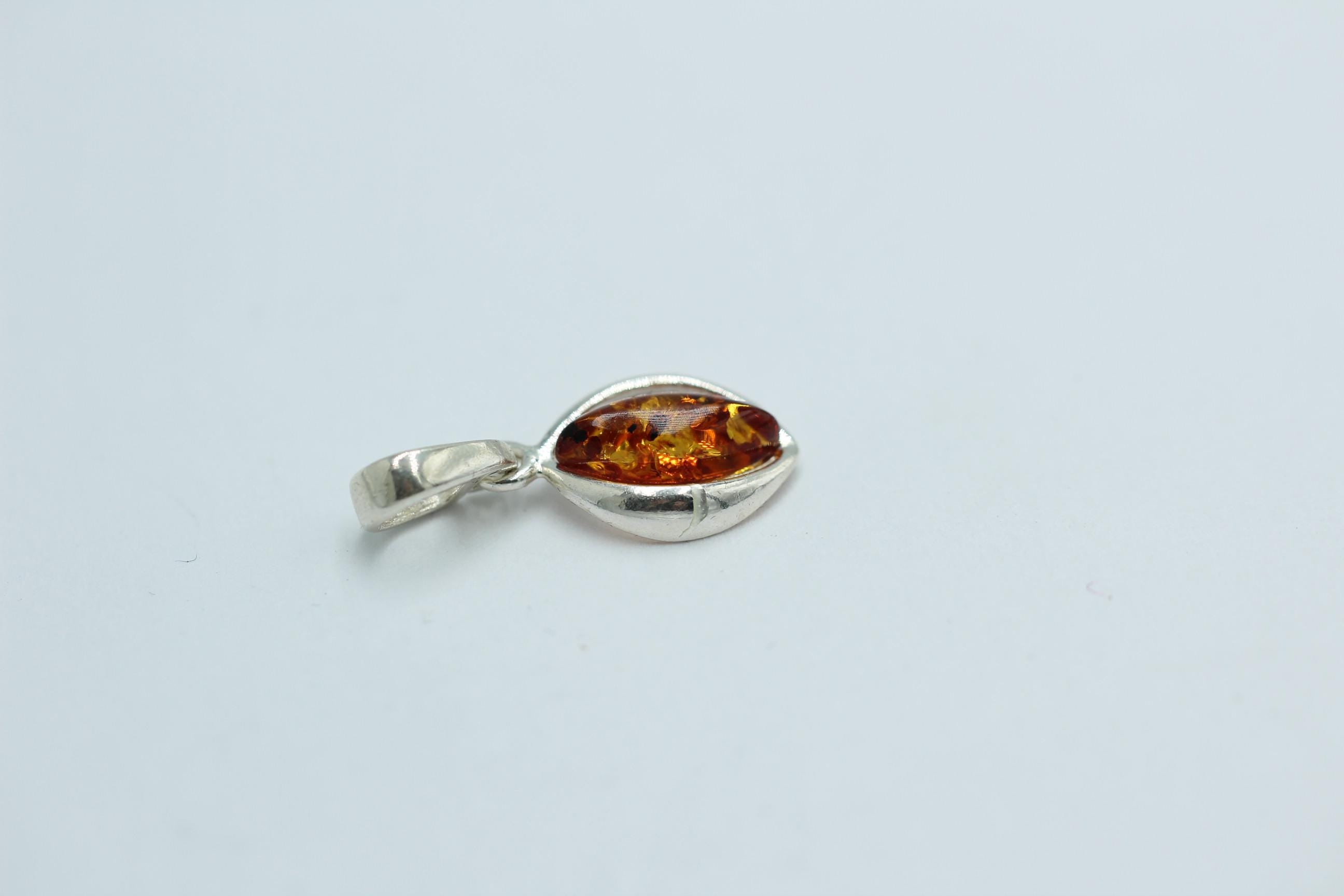 Bernstein Anhänger 925 Silber SchmuckDesignanhänger Bernsteinschmuck
