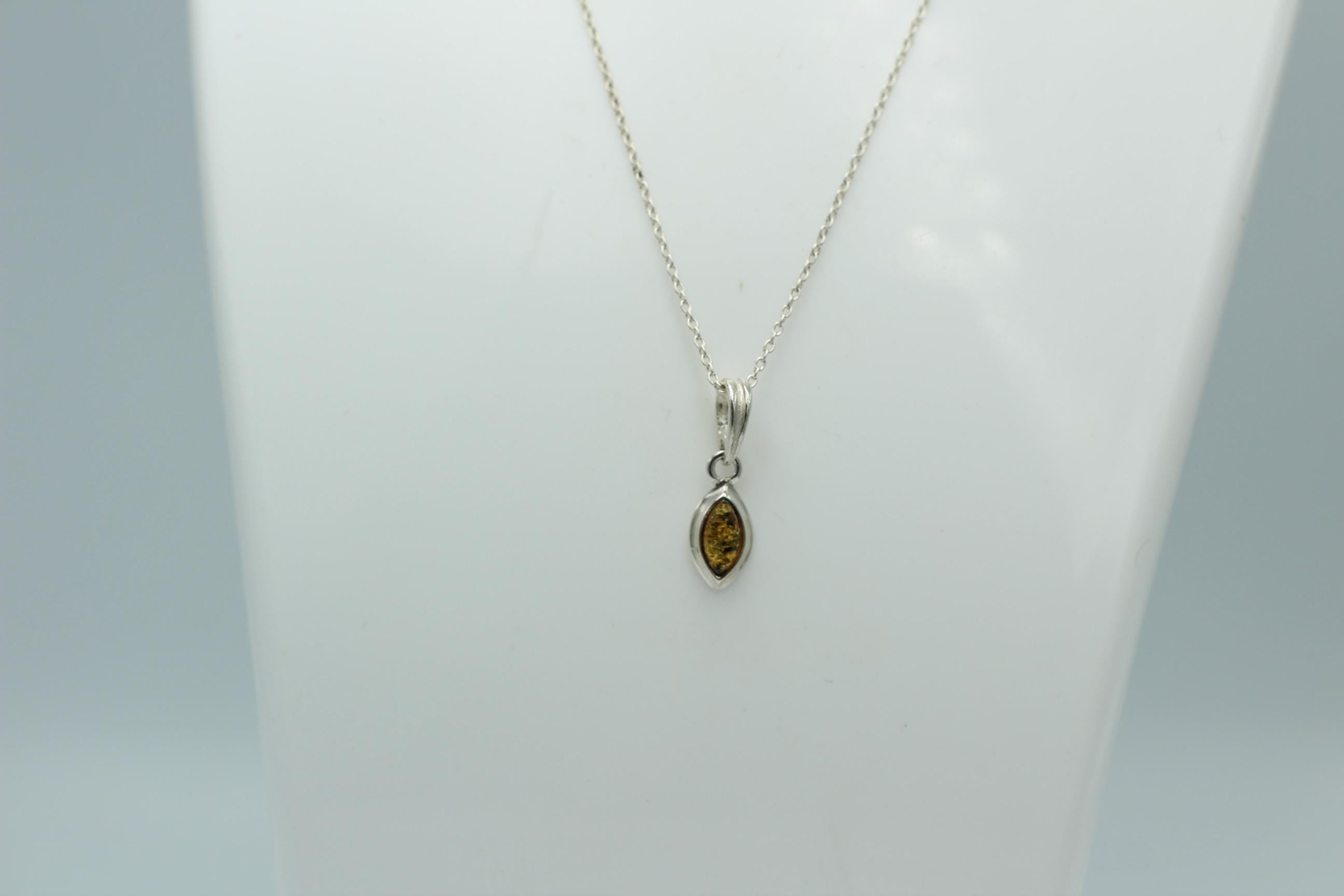 Bernstein Anhänger 925 Silber grüner Bernstein Collier Kette Schmuckanhänger