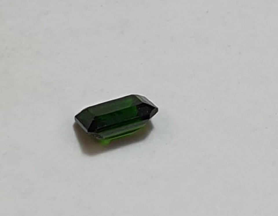 0,43 Carat Chromdiopsid Octagon AAA Qualität aus Russland Top Chrom Diopsid