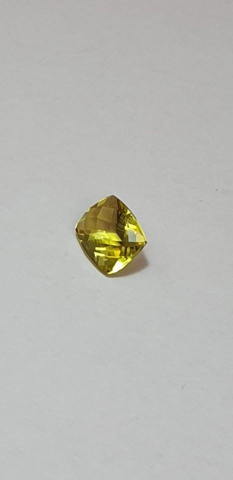 3,84 Carat Limonenquarz AAA Lemon quarz Checker Cut 11 x 9 mm Top Qualität