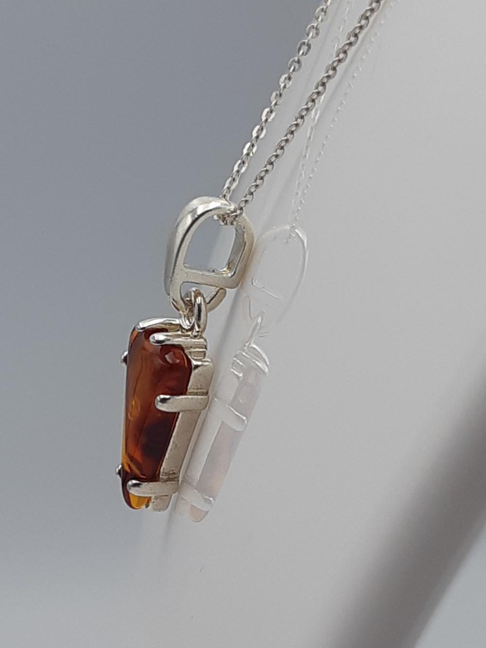Bernstein Design Anhänger 925 Sterling Silber Collier aus Litauen Bernsteinanhänger für Sie und Ihn