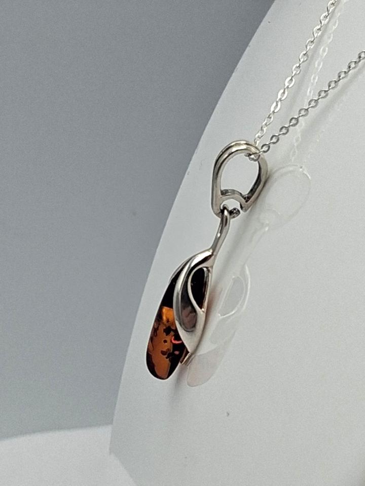 Bernstein Design Anhänger in Sterling Silber Collier Kette Bernsteinanhänger