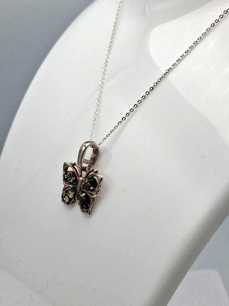 Bernstein-Schmetterling Anhänger  Handgefertigtes Naturwunder in 925 Sterling
