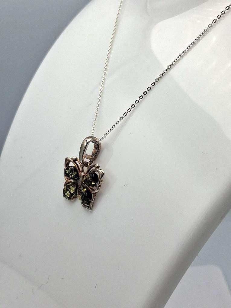 Bernstein-Schmetterling Anhänger  Handgefertigtes Naturwunder in 925 Sterling