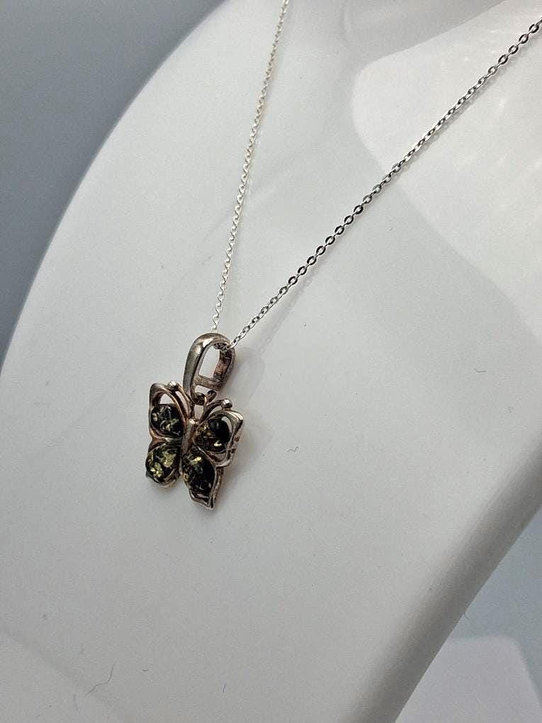 Bernstein-Schmetterling Anhänger  Handgefertigtes Naturwunder in 925 Sterling