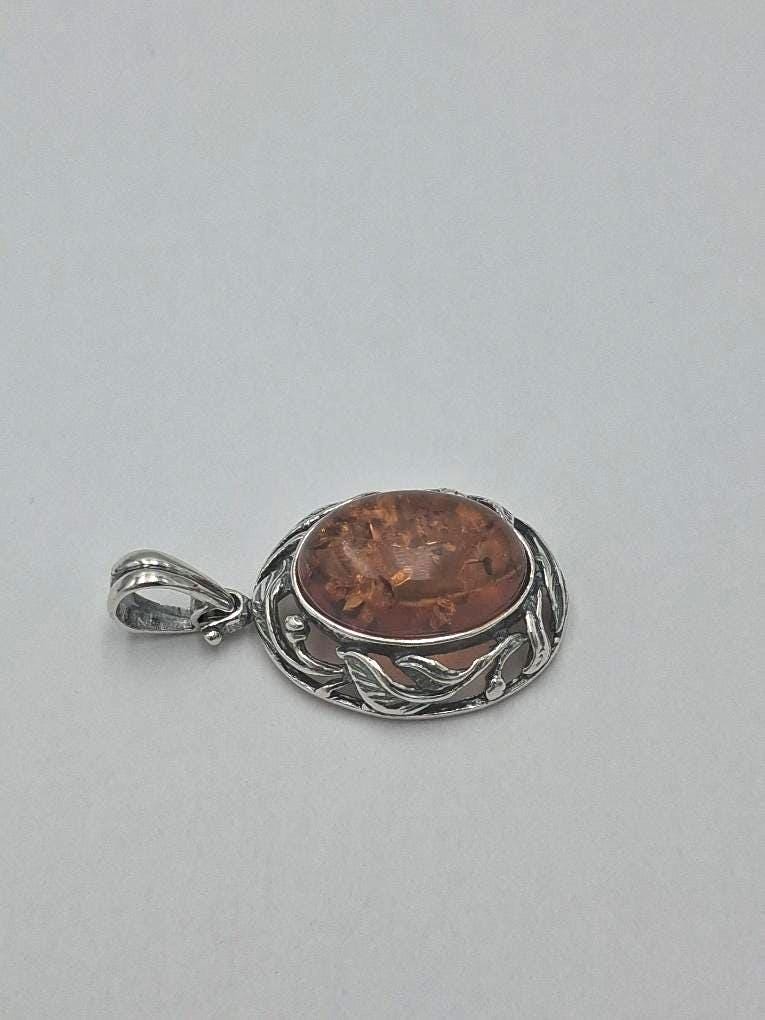 Anhänger mit natürlichem Bernstein Collier aus Litauen Baltikum