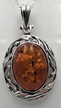 Anhänger mit natürlichem Bernstein Collier aus Litauen Baltikum
