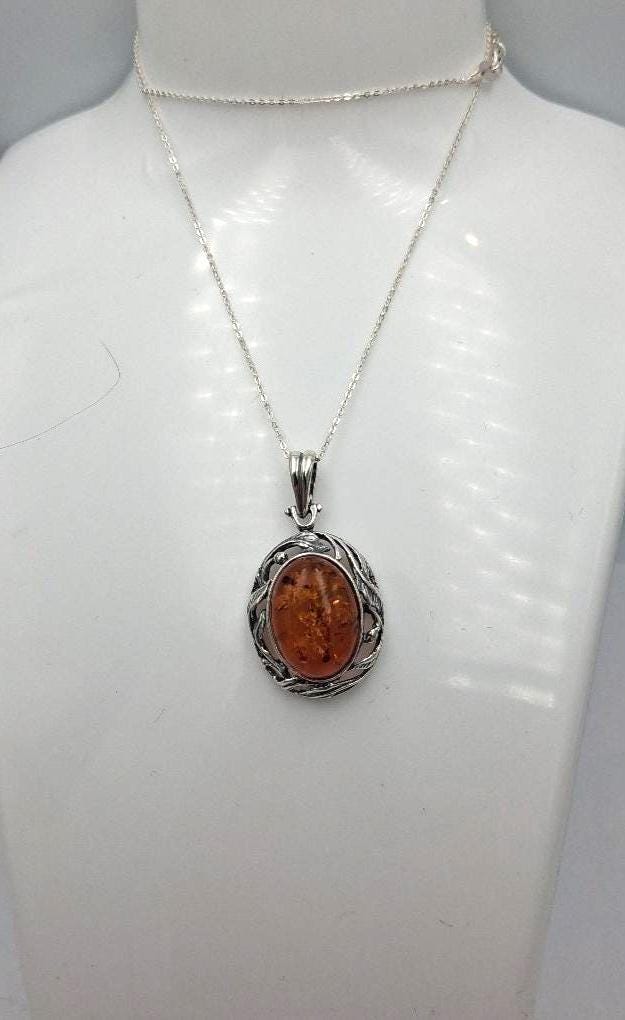 Anhänger mit natürlichem Bernstein Collier aus Litauen Baltikum
